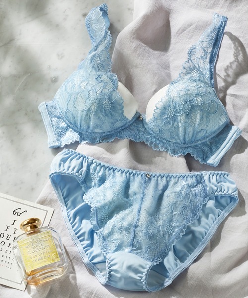 YU'NOW（ユナウ）の「【選べるデザイン！ノンワイヤーでラクちん谷間メイク】ぷるるん谷間のノンワイヤーブラ＆ショーツセット（ブラ&ショーツ・レディース・ライトブルー/サックスブルー/ブルー/ホワイト×レッド/ブラック系その他/ライトピンク/サーモンピンク/ホワイト×パープル/ホワイト系その他/モスグリーン/アイボリー/ブラック系その他2/グレイッシュブルー/ラベンダー/オフホワイト/ピンク・A65M/A70M/A75M/B65M/B70M/B75M/B75L/C65M/C70M/C75M/C75L/C80L/D70M/D75L/D80L/E70M/E75L/E80L/F70M/F75L/F80L/AA65M/AA70M/G70M/G75L/G80L）」の12枚目の写真