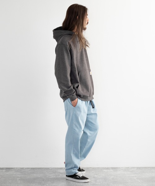 Carhartt（カーハート）の「CARHARTT カーハート ワイドシルエットパーカー  裏起毛フーディー ミッドウェイト Hooded Sweatshirt K121（パーカー・メンズ・ブラック/ダークブラウン/ネイビー/モスグリーン/ヘザーグレー/ヘザーチャコール・S/M/L/XL）」の18枚目の写真