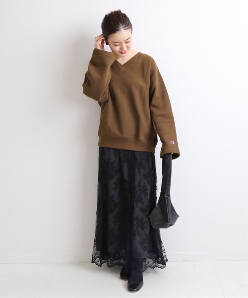 IENA（イエナ）の「【Champion/チャンピオン】別注REVERSEWEAVE プルオーバー◆（スウェット・レディース・ブラック/ブラウン/ベージュ/キャメル・FREE）」の22枚目の写真