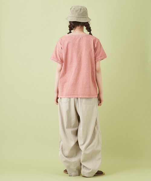 CUBE SUGAR(キューブシュガー)の「スラブ天竺 ピグメント染 クルーネック Tシャツ(Tシャツ/カットソー・レディース・ナチュラル/チャコールグレー/ピンク・M)」の14枚目の写真