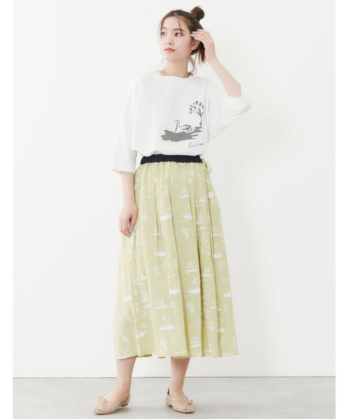 POU DOU DOU(プードゥドゥ)の「ランドスケープスワンプリントドルマンTee(Tシャツ/カットソー・レディース・オフホワイト/ブルー/ダークグレー・3)」の12枚目の写真