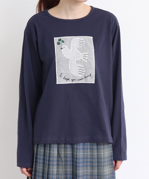 eiπe （イーペ）の「eiπe ハトとクローバー刺繍Tシャツ（Tシャツ/カットソー・レディース・ホワイト/ネイビー・FREE）」の16枚目の写真