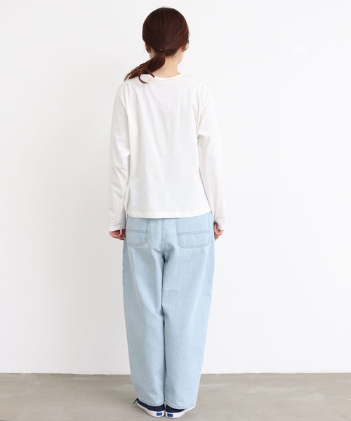 eiπe （イーペ）の「eiπe ハトとクローバー刺繍Tシャツ（Tシャツ/カットソー・レディース・ホワイト/ネイビー・FREE）」の14枚目の写真