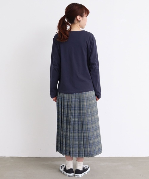 eiπe （イーペ）の「eiπe ハトとクローバー刺繍Tシャツ（Tシャツ/カットソー・レディース・ホワイト/ネイビー・FREE）」の19枚目の写真