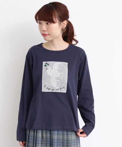 eiπe （イーペ）の「eiπe ハトとクローバー刺繍Tシャツ（Tシャツ/カットソー・レディース・ホワイト/ネイビー・FREE）」の12枚目の写真
