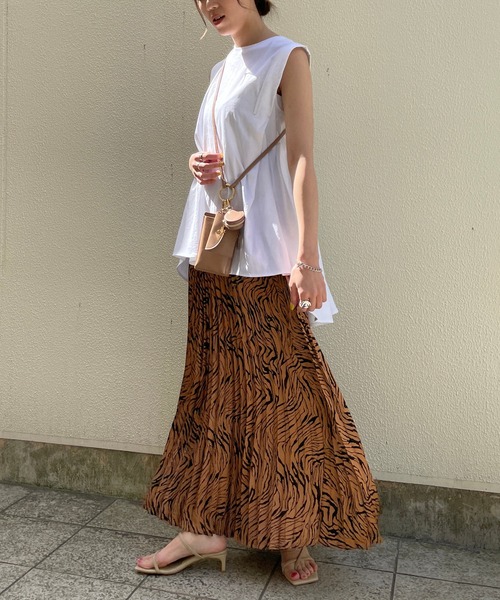 CAPRICIEUX LE'MAGE(カプリシューレマージュ)の「ゼブラプリーツスカート(スカート・レディース・ブラウン/グレー・FREE)」の4枚目の写真