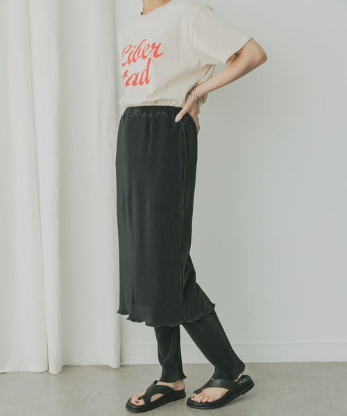 KBF+（ケービーエフプラス）の「KBF+　レギンススカート（スカート・レディース・ライトグレー/グリーン系その他/ブラック・ONE）」の2枚目の写真