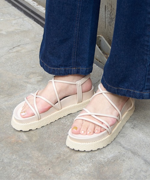 OLIVE des OLIVE(オリーブデオリーブ)の「コードサンダル(サンダル・レディース・ブラック/ブラウン/オフホワイト・SMALL/MEDIUM/LARGE)」の2枚目の写真