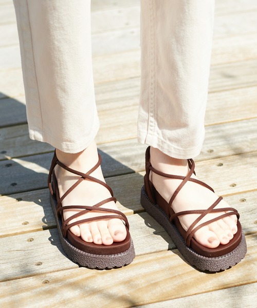 OLIVE des OLIVE(オリーブデオリーブ)の「コードサンダル(サンダル・レディース・ブラック/ブラウン/オフホワイト・SMALL/MEDIUM/LARGE)」の11枚目の写真