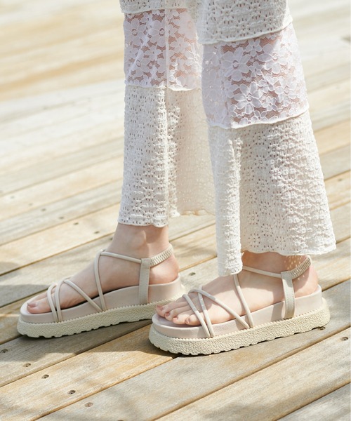 OLIVE des OLIVE(オリーブデオリーブ)の「コードサンダル(サンダル・レディース・ブラック/ブラウン/オフホワイト・SMALL/MEDIUM/LARGE)」の5枚目の写真