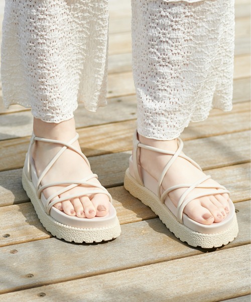 OLIVE des OLIVE(オリーブデオリーブ)の「コードサンダル(サンダル・レディース・ブラック/ブラウン/オフホワイト・SMALL/MEDIUM/LARGE)」の10枚目の写真