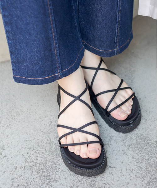 OLIVE des OLIVE(オリーブデオリーブ)の「コードサンダル(サンダル・レディース・ブラック/ブラウン/オフホワイト・SMALL/MEDIUM/LARGE)」の18枚目の写真