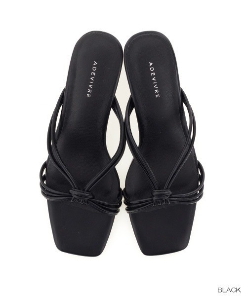 A de Vivre（アドゥヴィーヴル）の「ストリングミュールサンダル（サンダル・レディース・ブラック/ブルー/アイボリー・LL/S/M/L）」の5枚目の写真