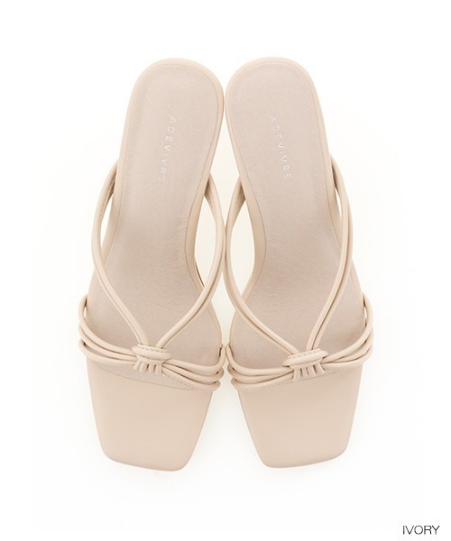 A de Vivre（アドゥヴィーヴル）の「ストリングミュールサンダル（サンダル・レディース・ブラック/ブルー/アイボリー・LL/S/M/L）」の4枚目の写真