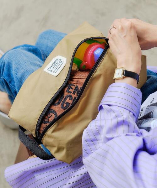 FREDRIK PACKERS（フレドリックパッカーズ）の「【別注】【WEB限定】<FREDRIK PACKERS (フレドリックパッカーズ) > ポーチ -撥水-（ポーチ・レディース・モカ/ブラック・FREE）」の3枚目の写真