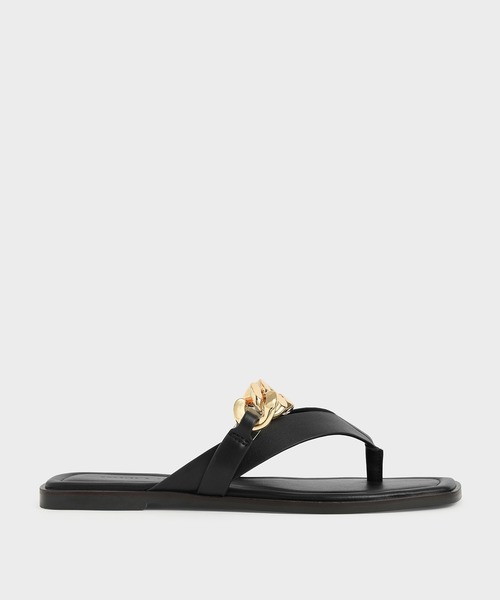 CHARLES & KEITH（チャールズ & キース）の「チェーンストラップ トングサンダル / Chain Strap Thong Sandals（サンダル・レディース・ホワイト/ブラック/ライトベージュ・22.5cm/23cm/23.5cm/24.5cm/25cm/25.5cm）」の2枚目の写真