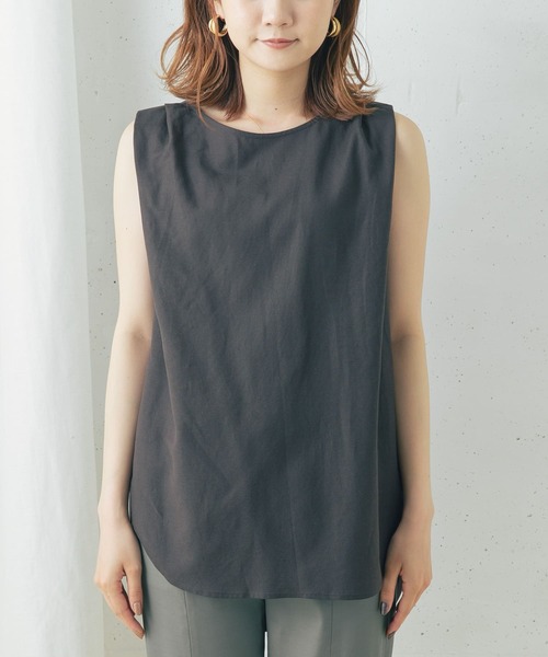 URBAN RESEARCH ROSSO（アーバンリサーチロッソ）の「『UR GREEN』タックノースリーブプルオーバー（Tシャツ/カットソー・レディース・チャコールグレー/ライトベージュ/パープル系その他・FREE）」の17枚目の写真