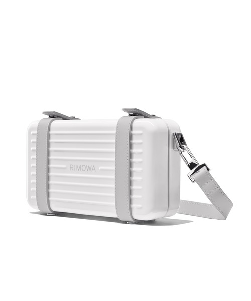 RIMOWA（リモワ）の「ポリカーボネート製クロスボディバッグ ホワイト（ボディバッグ/ウエストポーチ・レディース・ホワイト・ONE SIZE）」の2枚目の写真