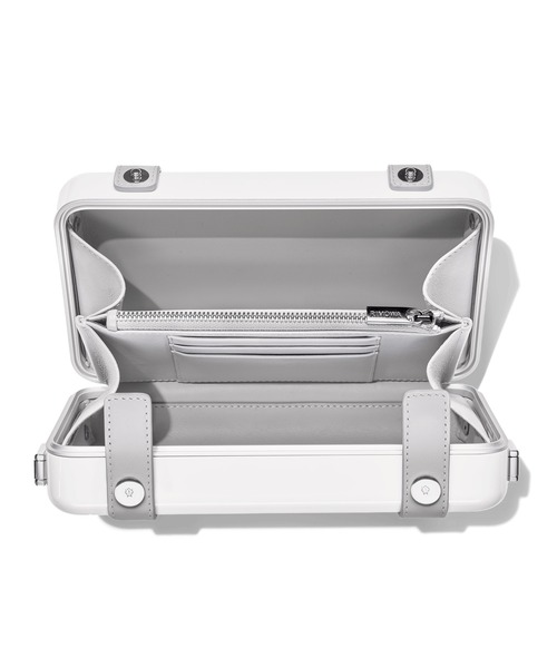 RIMOWA（リモワ）の「ポリカーボネート製クロスボディバッグ ホワイト（ボディバッグ/ウエストポーチ・レディース・ホワイト・ONE SIZE）」の4枚目の写真