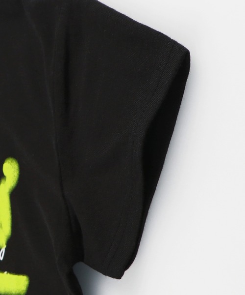 RADCHAP(ラッドチャップ)の「【RADCHAPプチプラ】スプレーロゴプリントTシャツ(Tシャツ/カットソー・キッズ・オフホワイト/ブラック・90cm/110cm/140cm/150cm/130cm/100cm/120cm)」の17枚目の写真