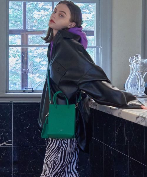 ALTROSE（アルトローズ）の「2WAYミニトートバッグ [シード]（トートバッグ・レディース・アイボリー/グリーン/ゼブラ/ブラック/パープル・FREE）」の9枚目の写真