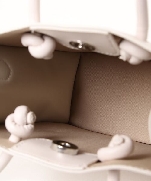 ALTROSE（アルトローズ）の「2WAYミニトートバッグ [シード]（トートバッグ・レディース・アイボリー/グリーン/ゼブラ/ブラック/パープル・FREE）」の14枚目の写真