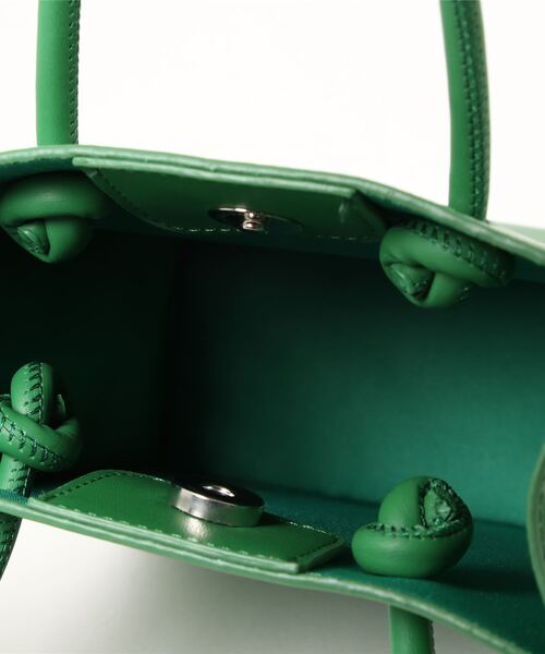 ALTROSE（アルトローズ）の「2WAYミニトートバッグ [シード]（トートバッグ・レディース・アイボリー/グリーン/ゼブラ/ブラック/パープル・FREE）」の15枚目の写真