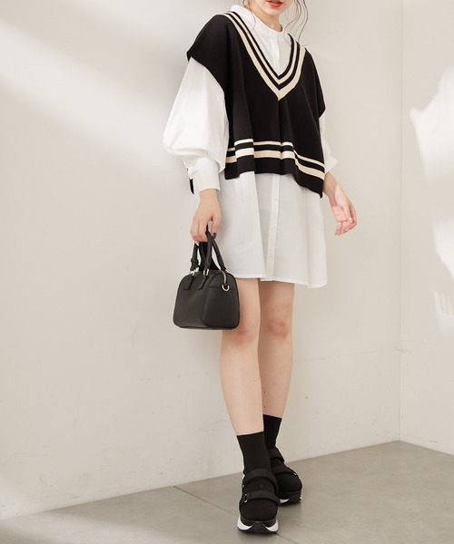 Chico（チコ）の「【新色追加】Vラインベスト+チュニックセット（シャツ/ブラウス・レディース・ホワイト/ブラック/グレー/ブラウン・FREE）」の11枚目の写真