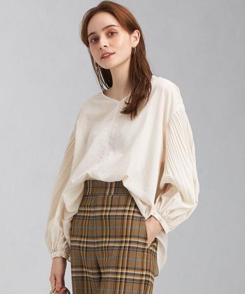 green label relaxing(グリーンレーベルリラクシング)の「プリーツ スリーブ Vネック ブラウス(シャツ/ブラウス・レディース・ブラック/オフホワイト/ライラック・FREE)」の2枚目の写真