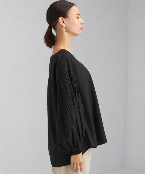 green label relaxing(グリーンレーベルリラクシング)の「プリーツ スリーブ Vネック ブラウス(シャツ/ブラウス・レディース・ブラック/オフホワイト/ライラック・FREE)」の15枚目の写真