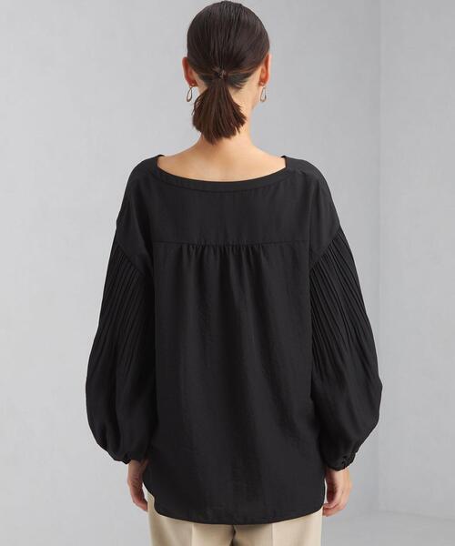green label relaxing(グリーンレーベルリラクシング)の「プリーツ スリーブ Vネック ブラウス(シャツ/ブラウス・レディース・ブラック/オフホワイト/ライラック・FREE)」の11枚目の写真
