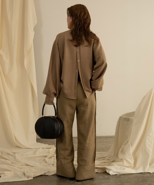 Amiur(エミレ)の「chewy knit tops(ニット/セーター・レディース・ベージュ/ネイビー/レッド/アイボリー・FREE)」の10枚目の写真