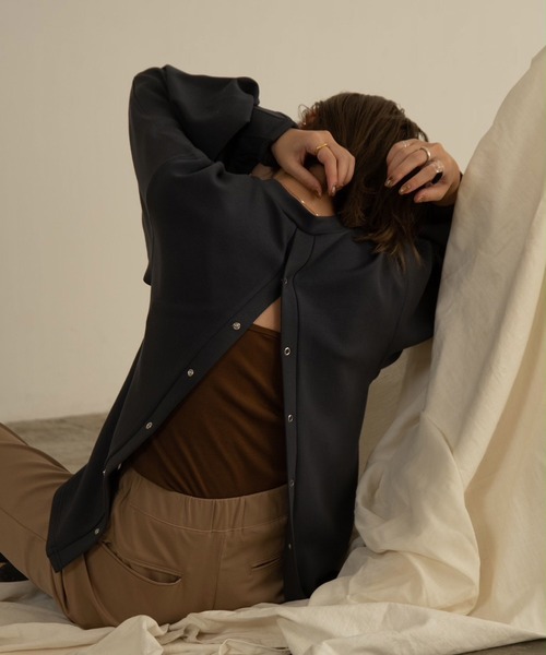 Amiur(エミレ)の「chewy knit tops(ニット/セーター・レディース・ベージュ/ネイビー/レッド/アイボリー・FREE)」の13枚目の写真