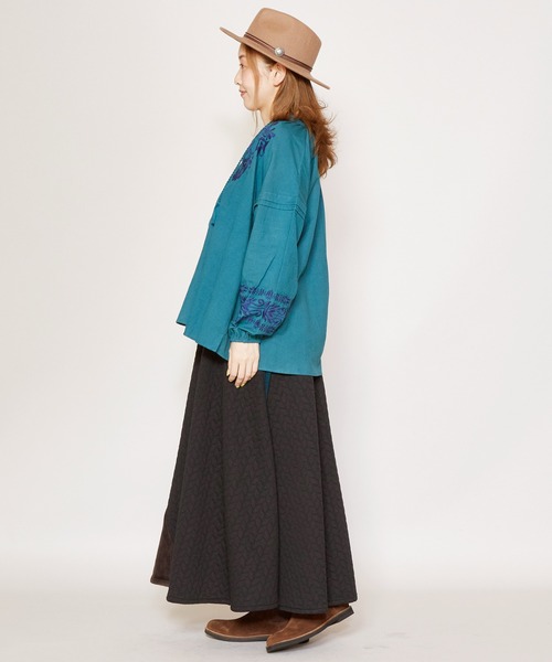 チャイハネ（チャイハネ）の「【チャイハネ】yul ハンガリー刺繍風トップス（シャツ/ブラウス・レディース・ホワイト/ブラウン/ブルー・FREE）」の16枚目の写真