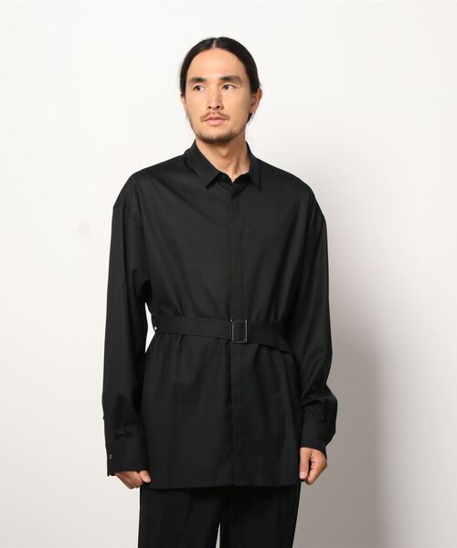 Education from Youngmachines(エデュケーションフロムヤングマシーン)の「【Education from Youngmachines】ベルテッド ロングシャツ(シャツ/ブラウス・メンズ・ブラック/ベージュ系その他・M/L)」の2枚目の写真