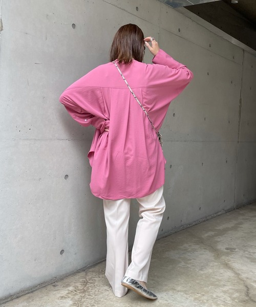 DouDou（ドゥドゥ）の「ワイドチュニックシャツ（シャツ/ブラウス・レディース・ブラック/オフホワイト/ピンク・FREE）」の22枚目の写真