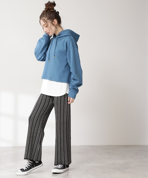 N.（N. Natural Beauty Basic）（エヌエヌナチュラルビューティーベーシック）の「◆ボリュームスリーブフーディーカットソー（Tシャツ/カットソー・レディース・チャコールグレー/ライトベージュ/ブルー・MEDIUM）」の4枚目の写真