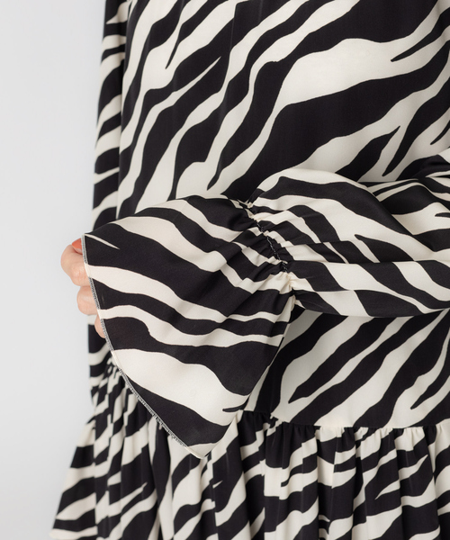 Rouge vif（ルージュヴィフ）の「ゼブラプリントワンピース（ワンピース・レディース・ブラック系その他・フリー）」の13枚目の写真