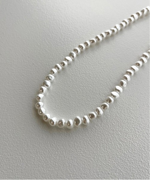apres jour mignon（アプレジュールミニョン）の「【apresjour mignon×ARIAZ】淡水パール風ネックレス（ネックレス・レディース・シルバー・ONESIZE）」の2枚目の写真