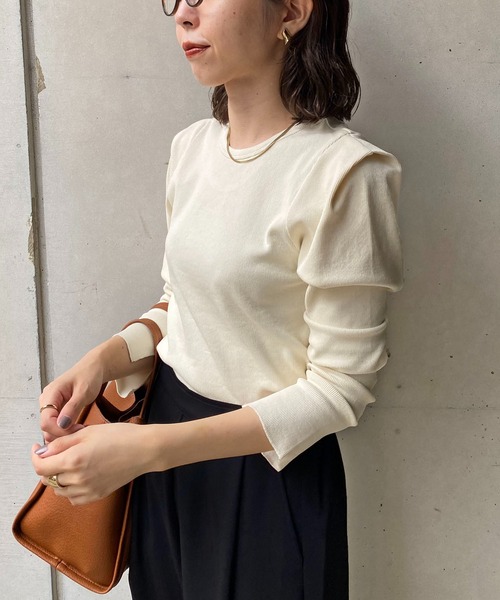 CAPRICIEUX LE'MAGE（カプリシューレマージュ）の「肩タックリブロンT（Tシャツ/カットソー・レディース・チャコールグレー/ブラック/ブラウン/アイボリー・FREE）」の19枚目の写真