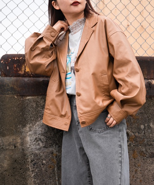 kutir（クティール）の「合成皮革ジャケット（テーラードジャケット・レディース・ブラック/キャメル・FREE）」の15枚目の写真