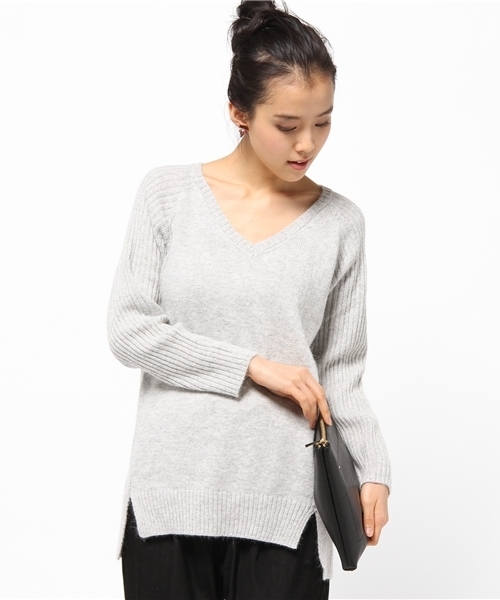 DISCOAT（ディスコート）の「【Discoat】アンゴラ混袖リブVネックプルオーバー（ニット/セーター・レディース・オフホワイト/グレー/ネイビー・ﾌﾘ-）」の12枚目の写真