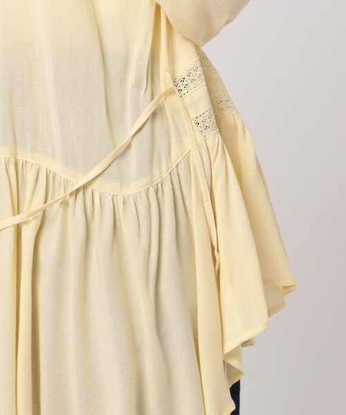 ETRE TOKYO（エトレトウキョウ）の「フレアネックフリルブラウス（シャツ/ブラウス・レディース・ホワイト/イエロー・FREE）」の18枚目の写真