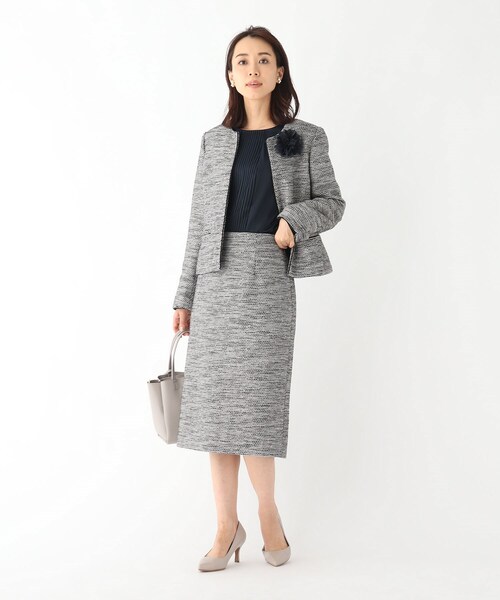 OPAQUE.CLIP（オペークドットクリップ）の「◆DELEGANTサテンプリーツブラウス【WEB限定サイズ】（シャツ/ブラウス・レディース・ネイビー/ライトベージュ/オフホワイト・34/42/36/40/38）」の6枚目の写真