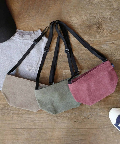  MAKE UP（メイクアップ）の「MAKE UP　アースカラー帆布 舟形ミニショルダーバッグL（ショルダーバッグ・メンズ・ネイビー/ブラウン/オフホワイト/カーキ/ダークグレー/マスタード/ワイン・FREE）」の19枚目の写真