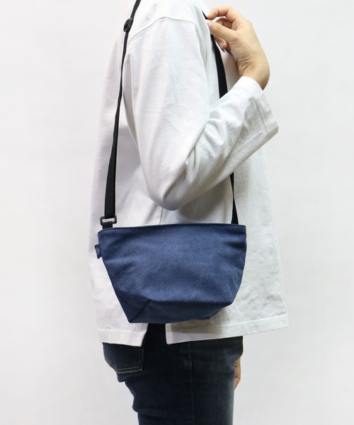  MAKE UP（メイクアップ）の「MAKE UP　アースカラー帆布 舟形ミニショルダーバッグL（ショルダーバッグ・メンズ・ネイビー/ブラウン/オフホワイト/カーキ/ダークグレー/マスタード/ワイン・FREE）」の21枚目の写真