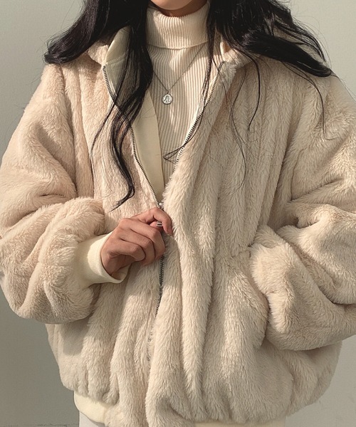 Doula Doula（ドゥーラドゥーラ）の「ファーリバーシブルブルゾン（ブルゾン・レディース・ブラック/ベージュ/ブルー・FREE）」の19枚目の写真