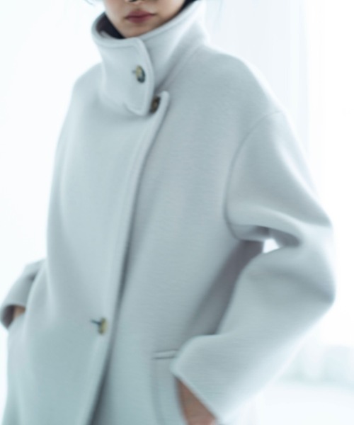 ONEME（ワンム）の「【 ONEME 】 スタンドカラーロングコート（その他アウター・レディース・グレイッシュベージュ・FREE）」の3枚目の写真