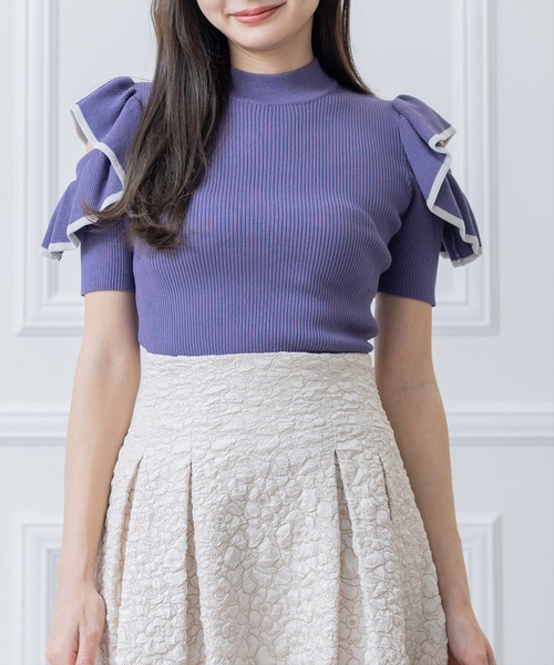 clear（クリア）の「オープンショルダーフリルニットトップス（ニット