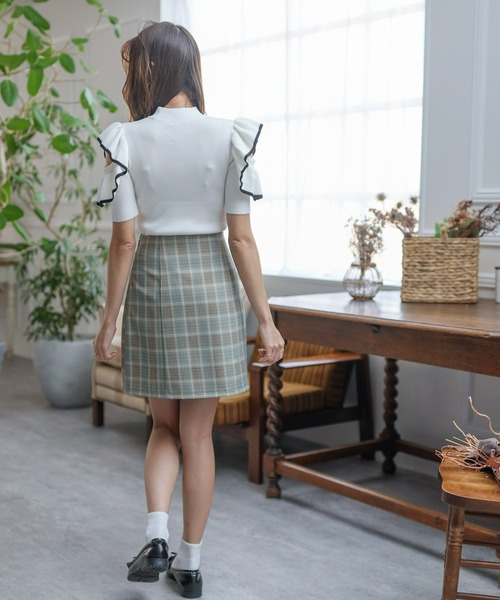 clear（クリア）の「オープンショルダーフリルニットトップス（ニット/セーター・レディース・ブラック/オフホワイト/ラベンダー・F）」の22枚目の写真